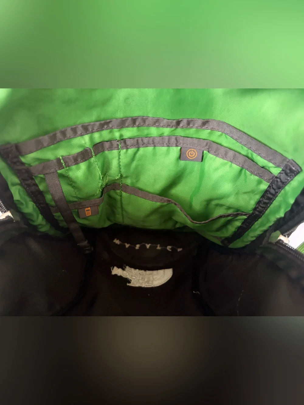 North Face Wasatch Large Black & Green Men's Backpack
